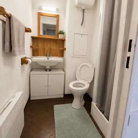 T2 Apartment *